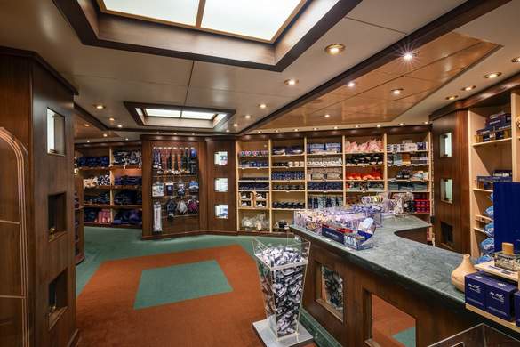 MSC Cruises MSC Orchestra MSC Logo Shop 2 ©MSC Rights - Ivan Sarfatti.jpg